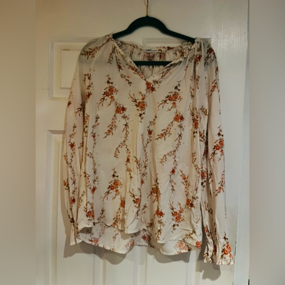 C&C California Long Sleeve Floral Top Size Medium